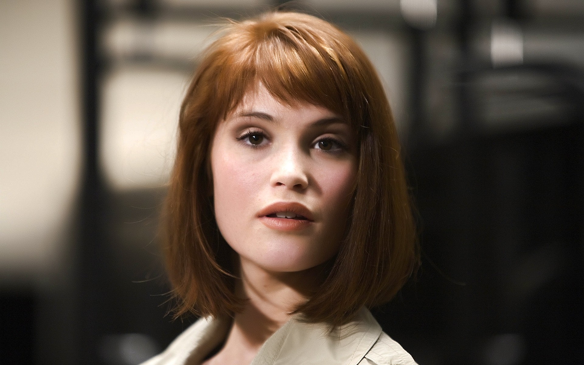 ritratto donna ragazza adulto moda singolo interno sfocatura affari