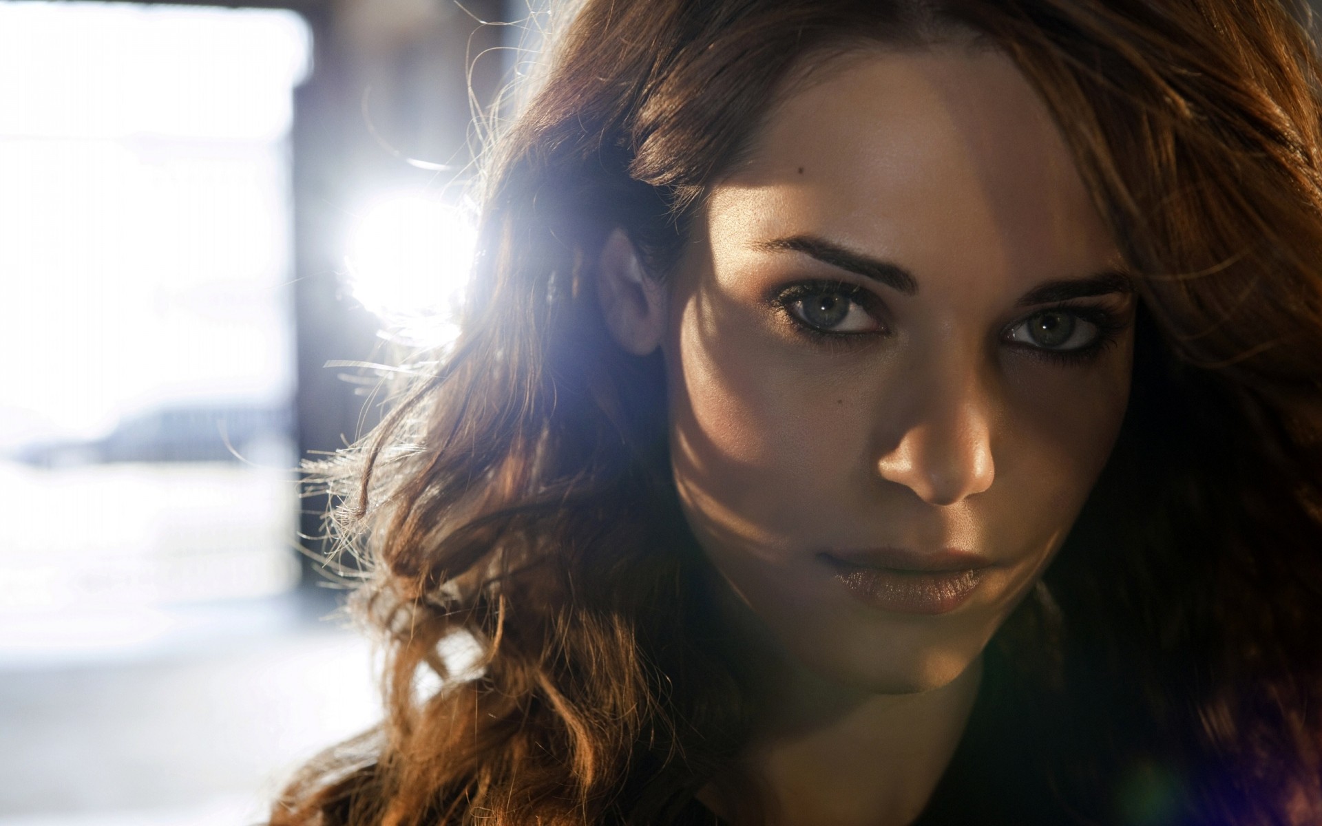 ritratto donna ragazza modello moda adulto viso luce indossare bruna nikita lindsay fonseca attrice celebrità attrici di hollywood