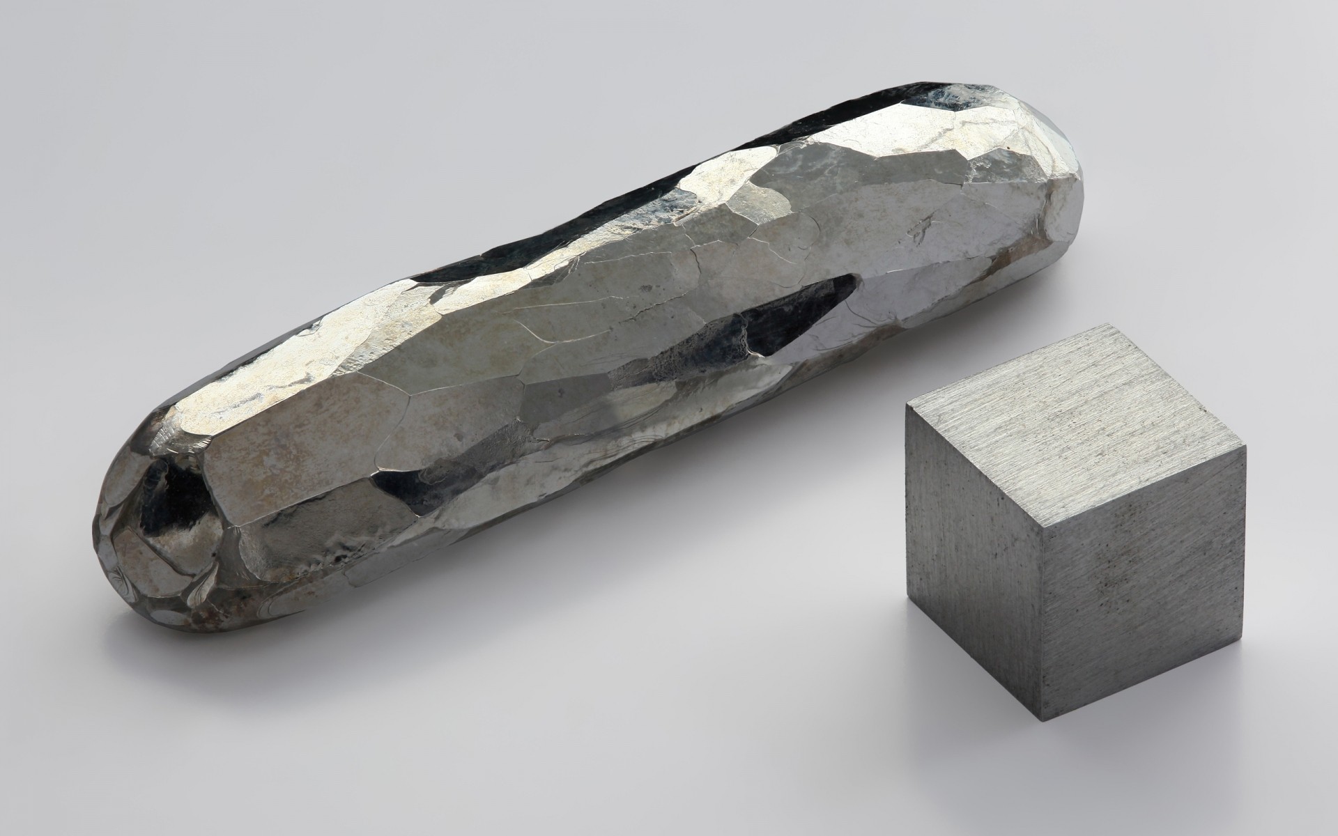 prezioso vetro isolato gioielli singolo di lusso di pietra