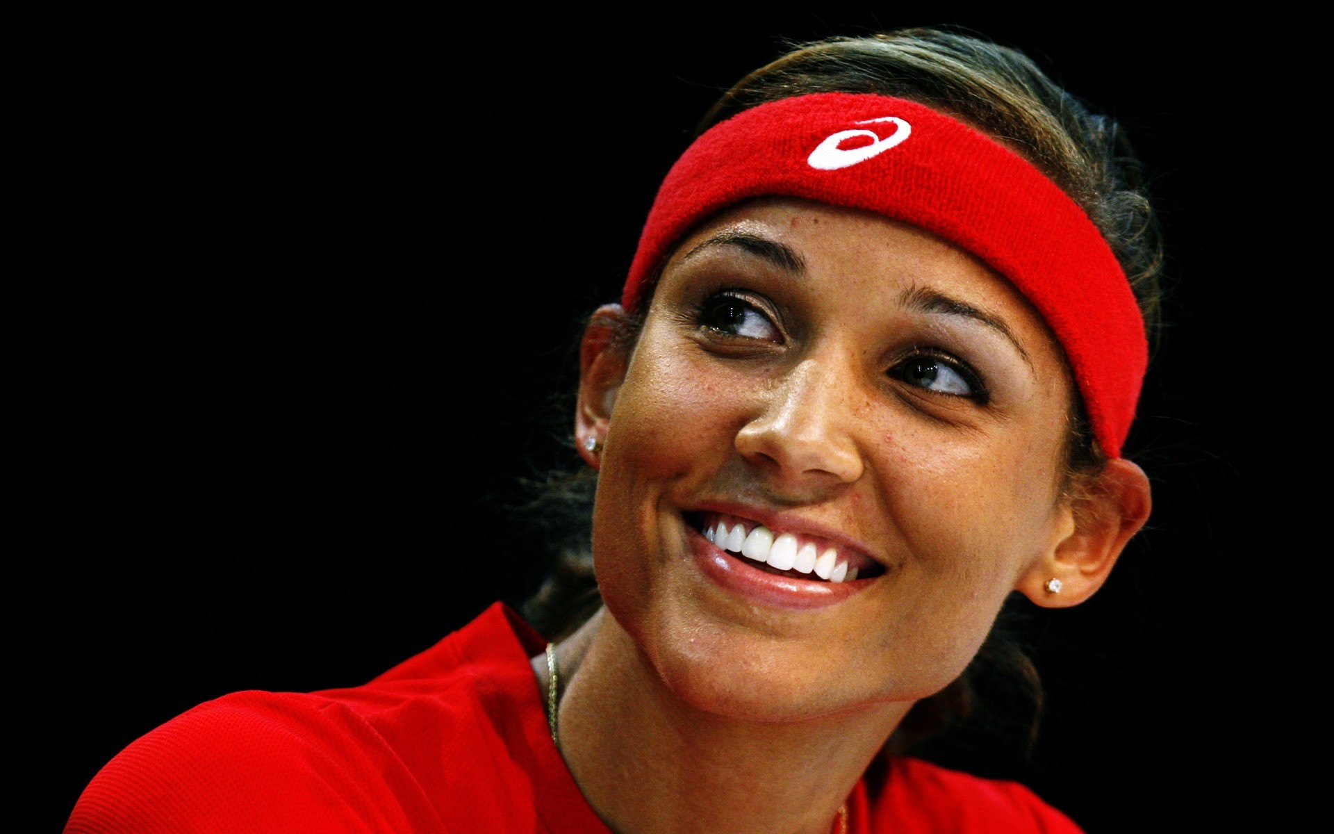 indossare ritratto da solo concorso adulto donna espressione facciale attrezzature sportive laurie jones campo atleta traccia atleta