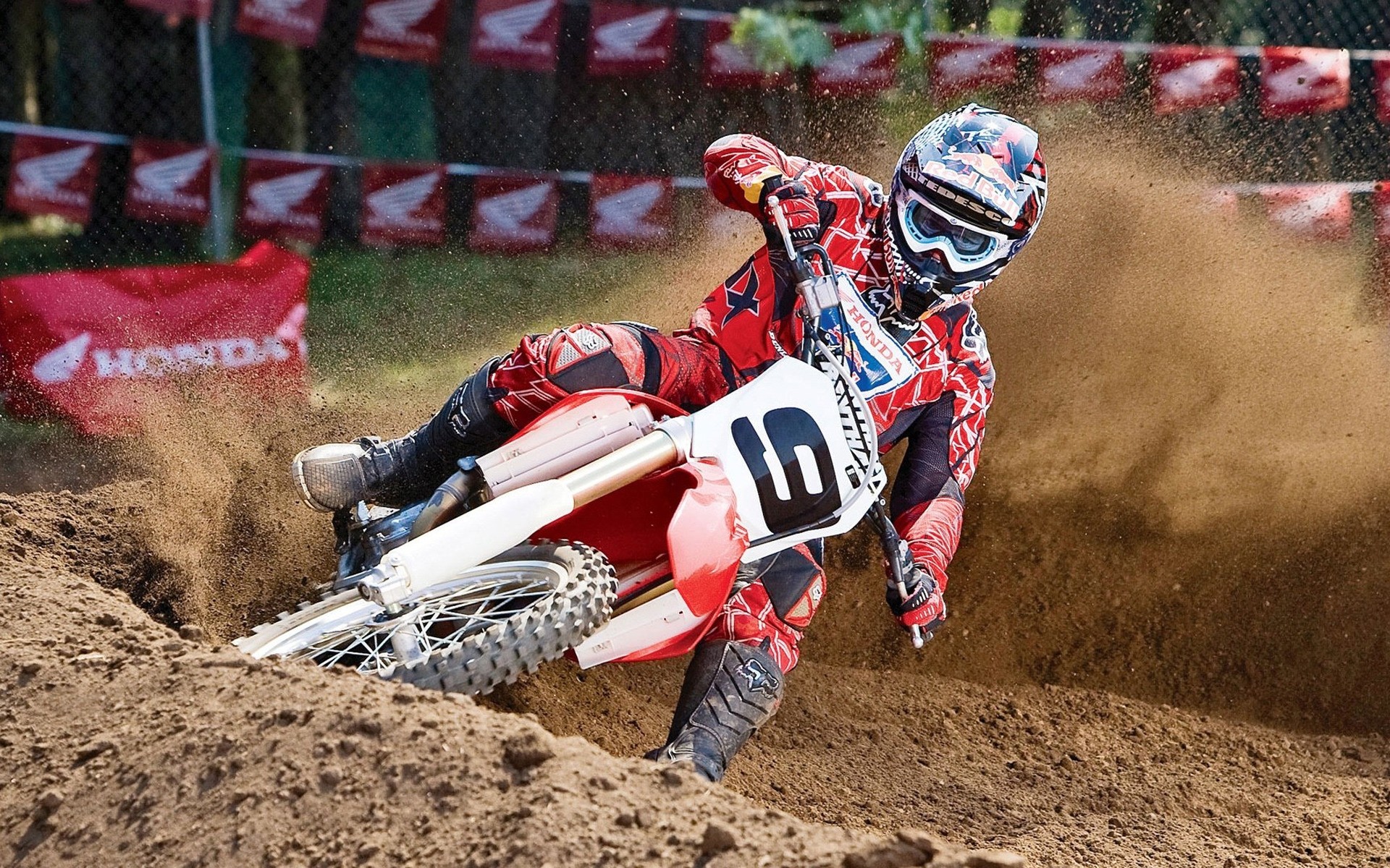 ciclismo concorso terreno corsa corridore fretta azione motocross sport pista bici traffico casco auto fango rosso toro honda