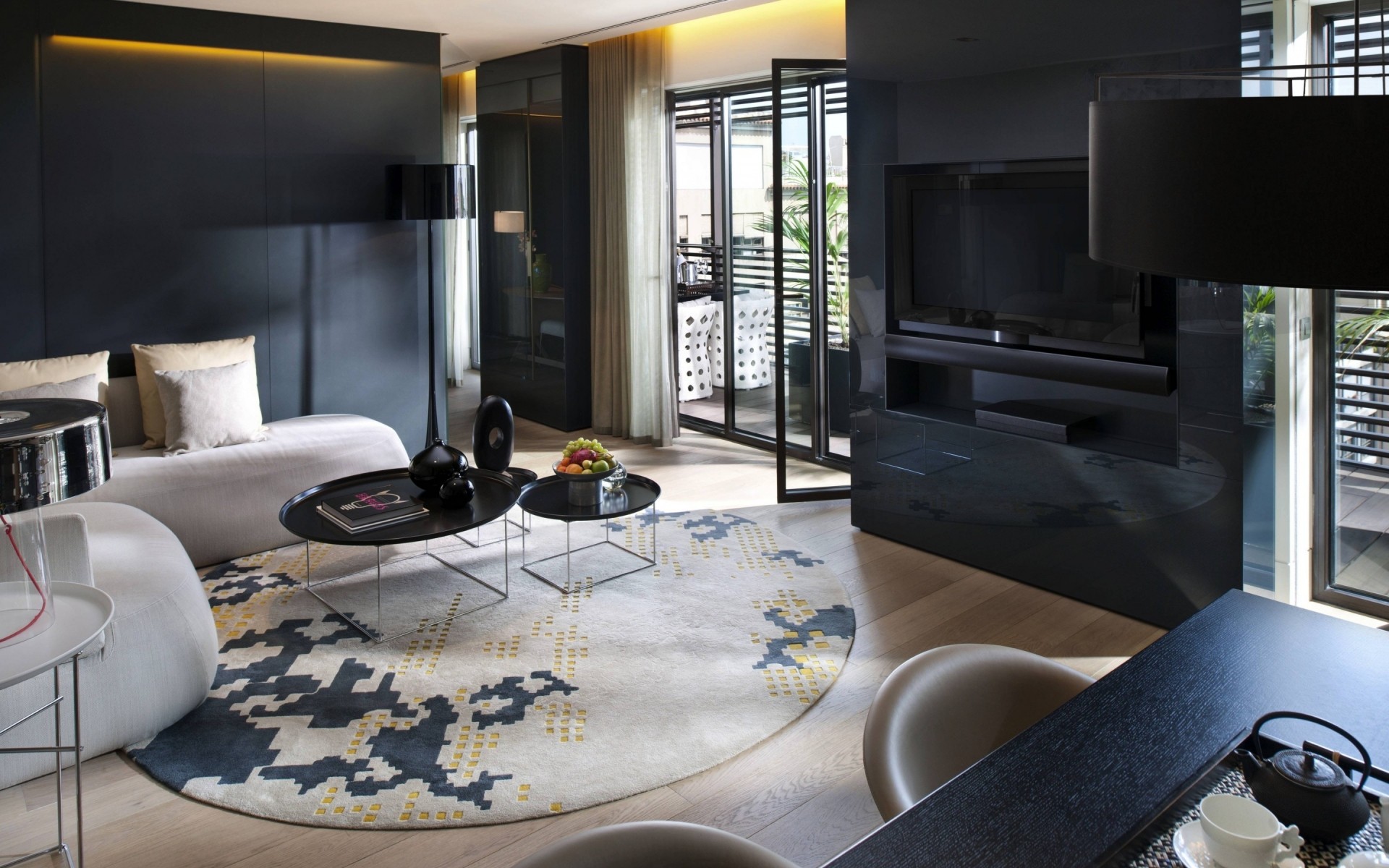 mobili camera interni interior design tavolo sedile sedia casa finestra moderno tappeto pavimento lusso casa appartamento lampada divano famiglia specchio design per la casa