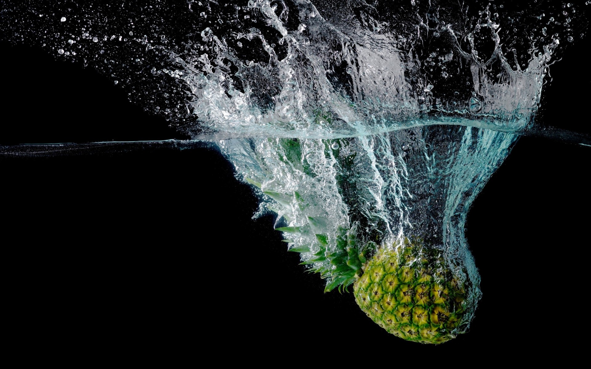 acqua bagnato splash natura caduta movimento onda desktop freddo scuro ananas frutta