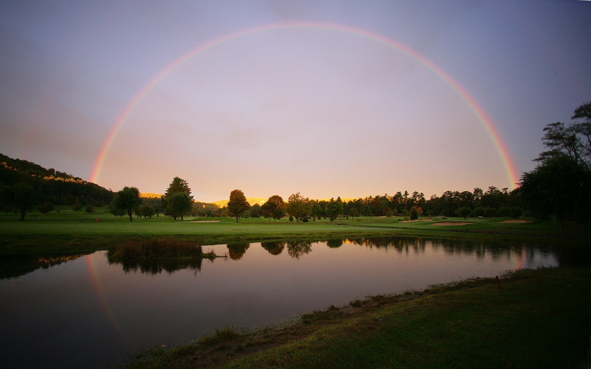 paesaggio arcobaleno paesaggio lago riflessione acqua cielo albero natura erba tempo sole alba tramonto fiume estate all aperto agricoltura