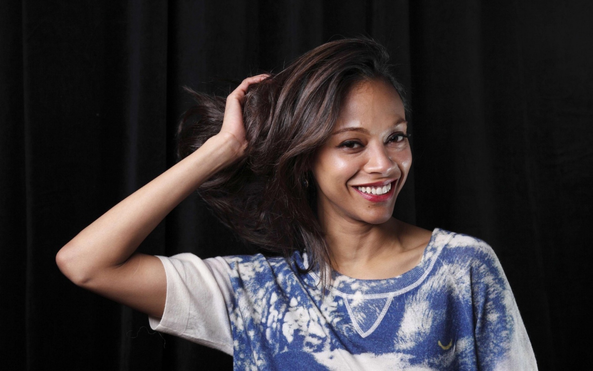 donna ritratto moda singolo ragazza adulto indossare bella attrice