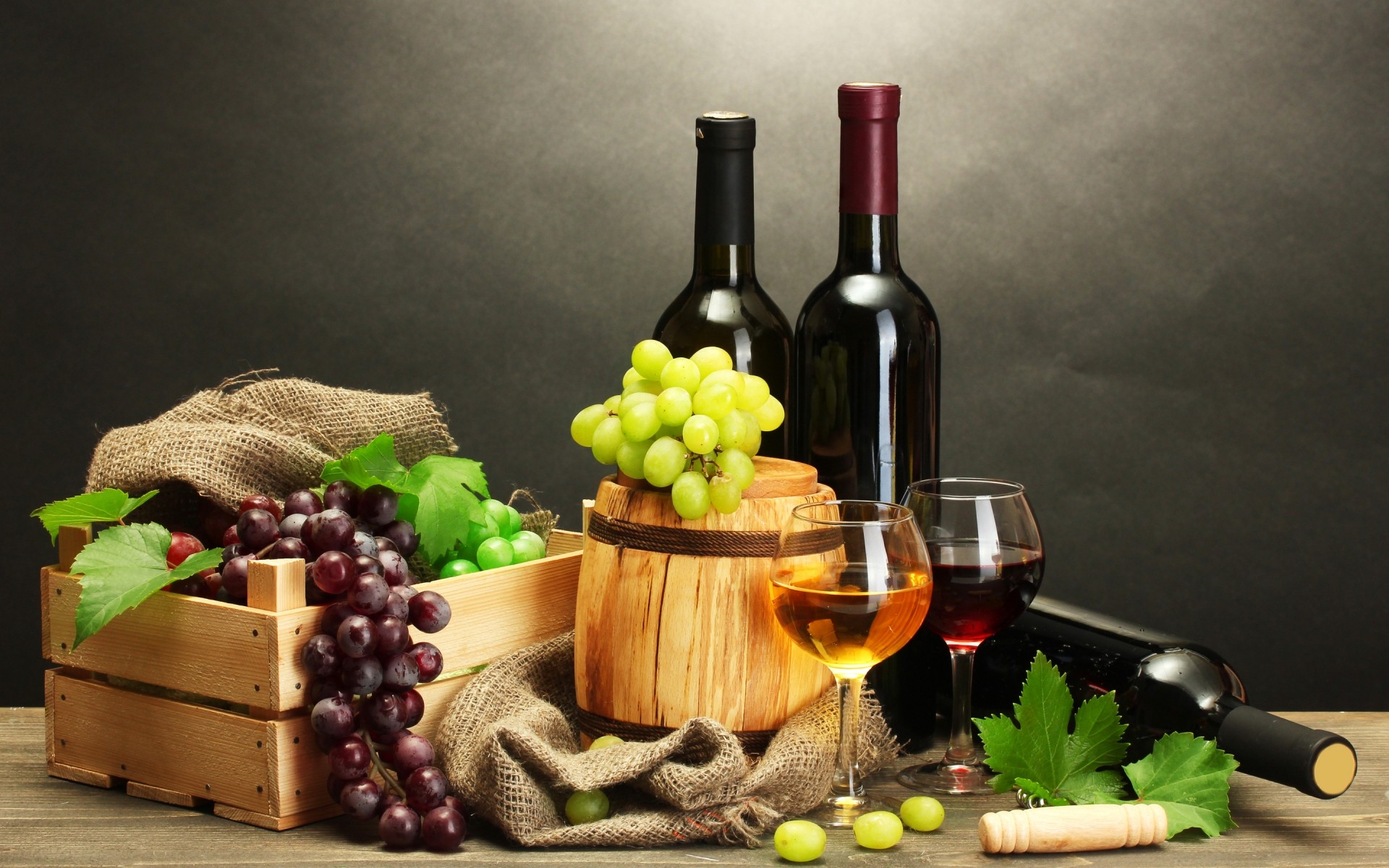 vino uva vite cantina alcool bere bottiglia vetro cibo vino rosso legno tavolo legno pompelmo barile autunno cantina natura morta brie sfondo uva frutta natura statica