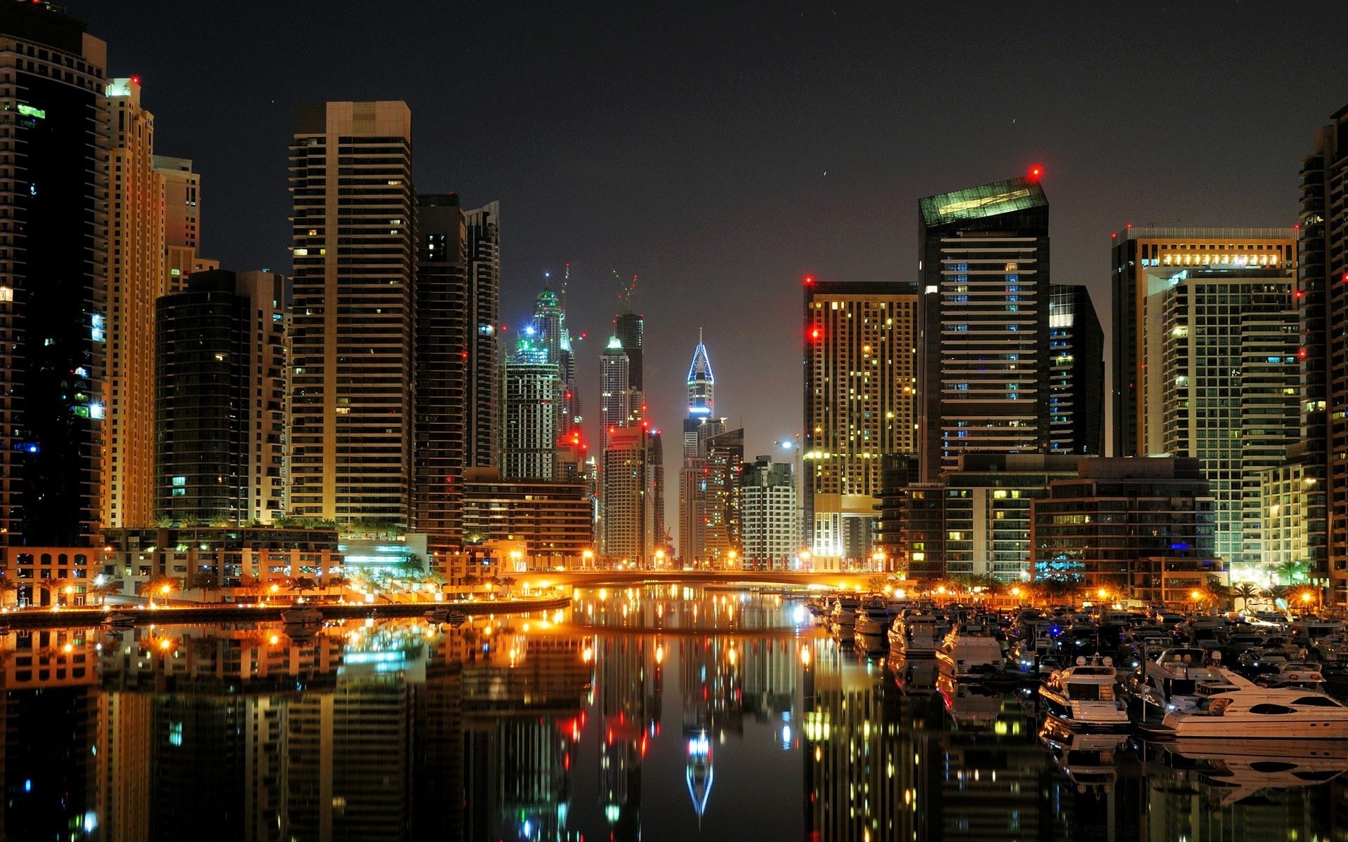 altre città centro città città grattacielo skyline architettura città crepuscolo sera casa affari viaggi ufficio urbano finanza traffico illuminato torre hotel moderno