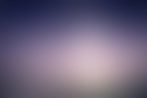 Luce viola sfocata brillante
