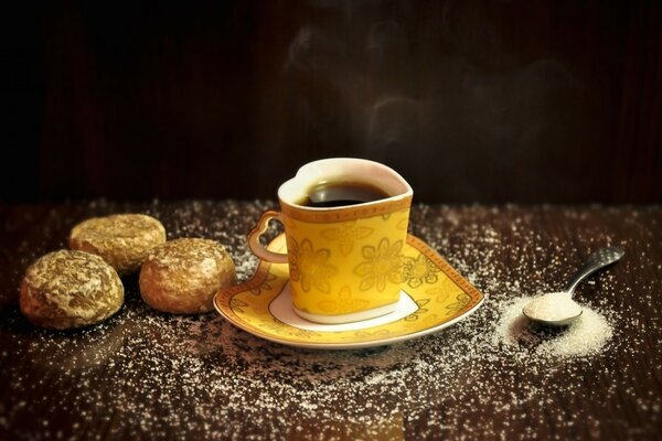 Caffè con zucchero e pan di zenzero