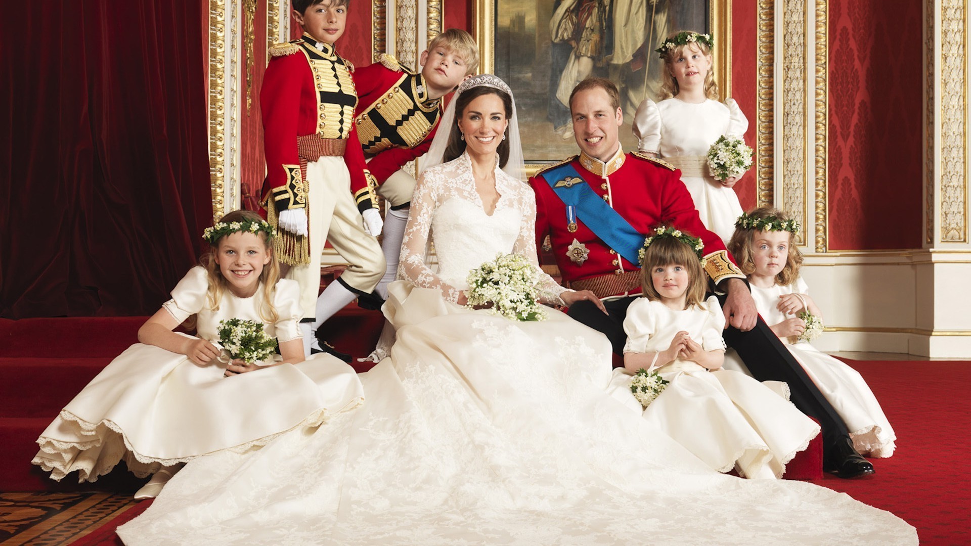 casa e interni cerimonia matrimonio velo sposa regalità vacanza donna gruppo indossare adulto sposo principessa famiglia espressione facciale ritratto amore vestito quattro casa