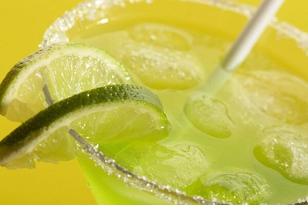 Il succo tropicale di freddezza ispira