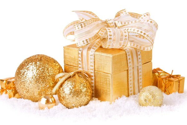 Regalo splendidamente progettato in confezione gialla