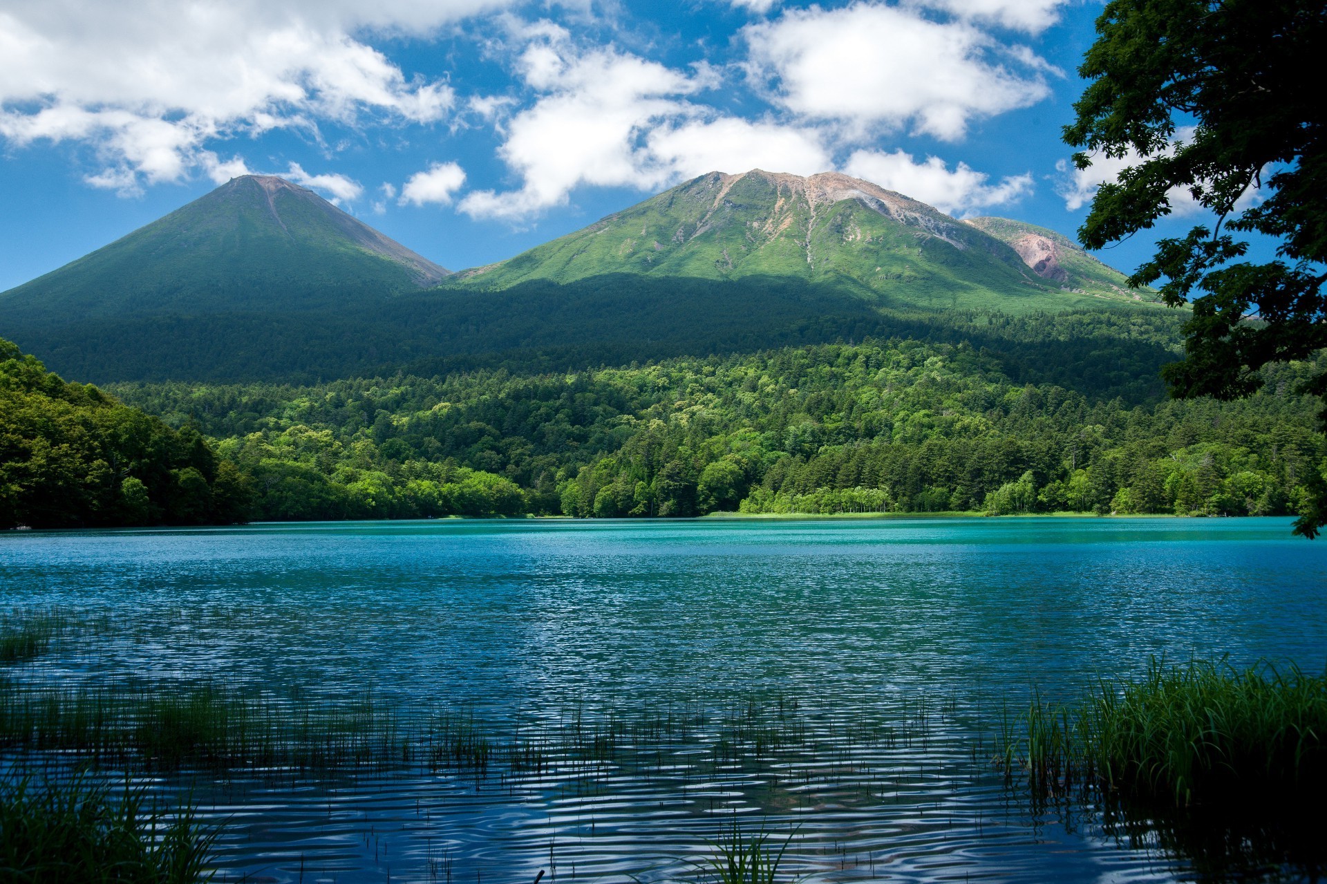 acqua lago natura viaggi montagna paesaggio all aperto riflessione cielo albero estate scenic legno