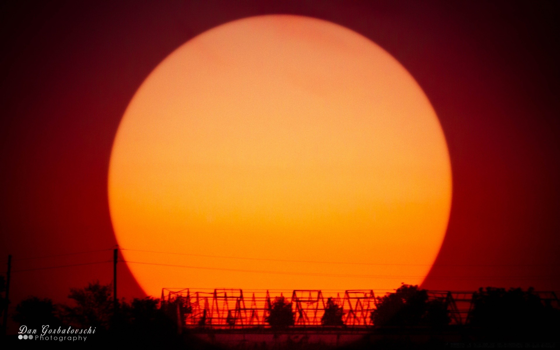 cielo luna tramonto sole sera crepuscolo alba cielo scuro silhouette luce natura all aperto astronomia illuminato