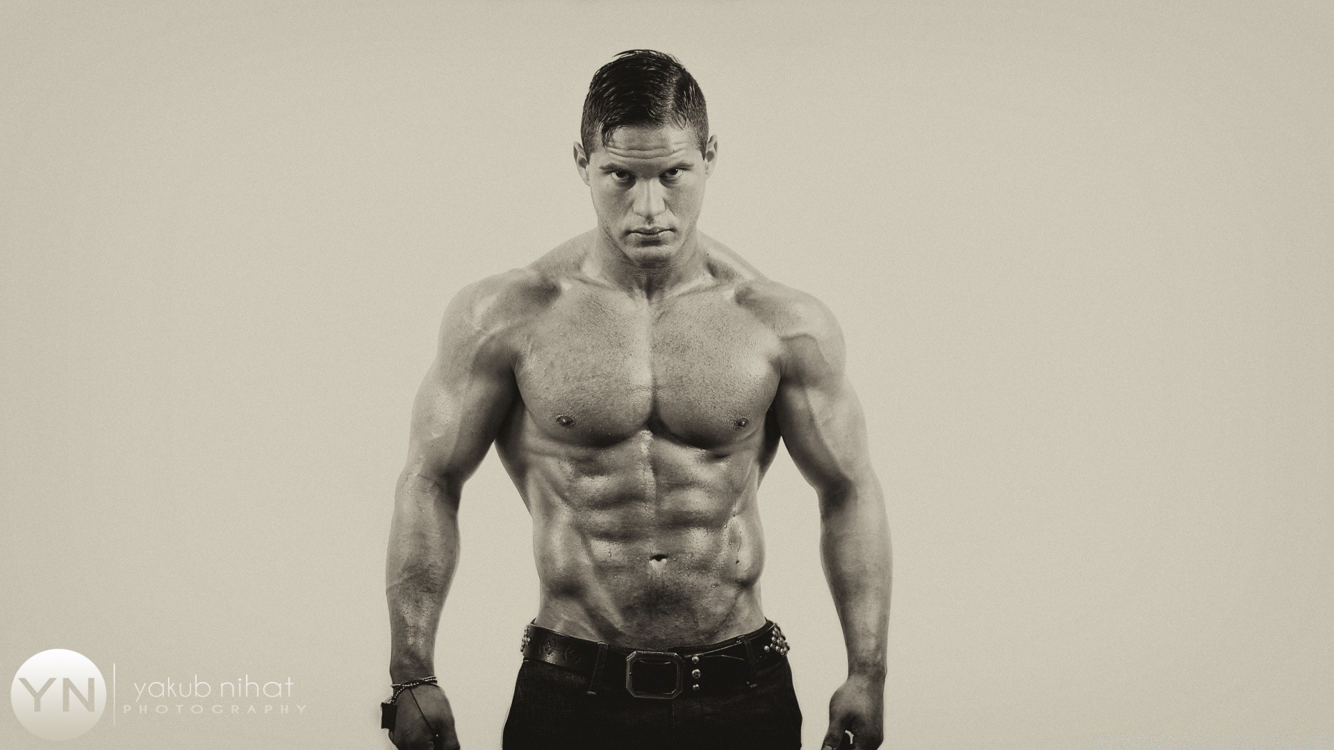 fitness atleta adulto uomo camicia uno forza ritratto bello muscoloso nudo torso forte