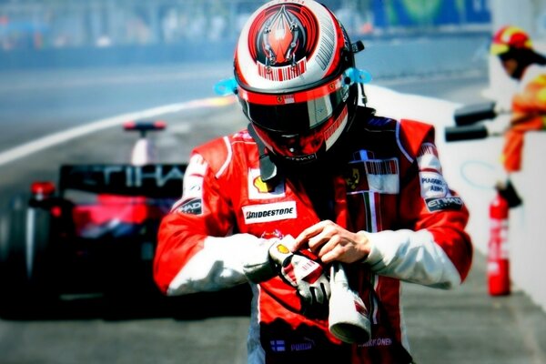 Il pilota di Formula 1 si prepara per la partenza
