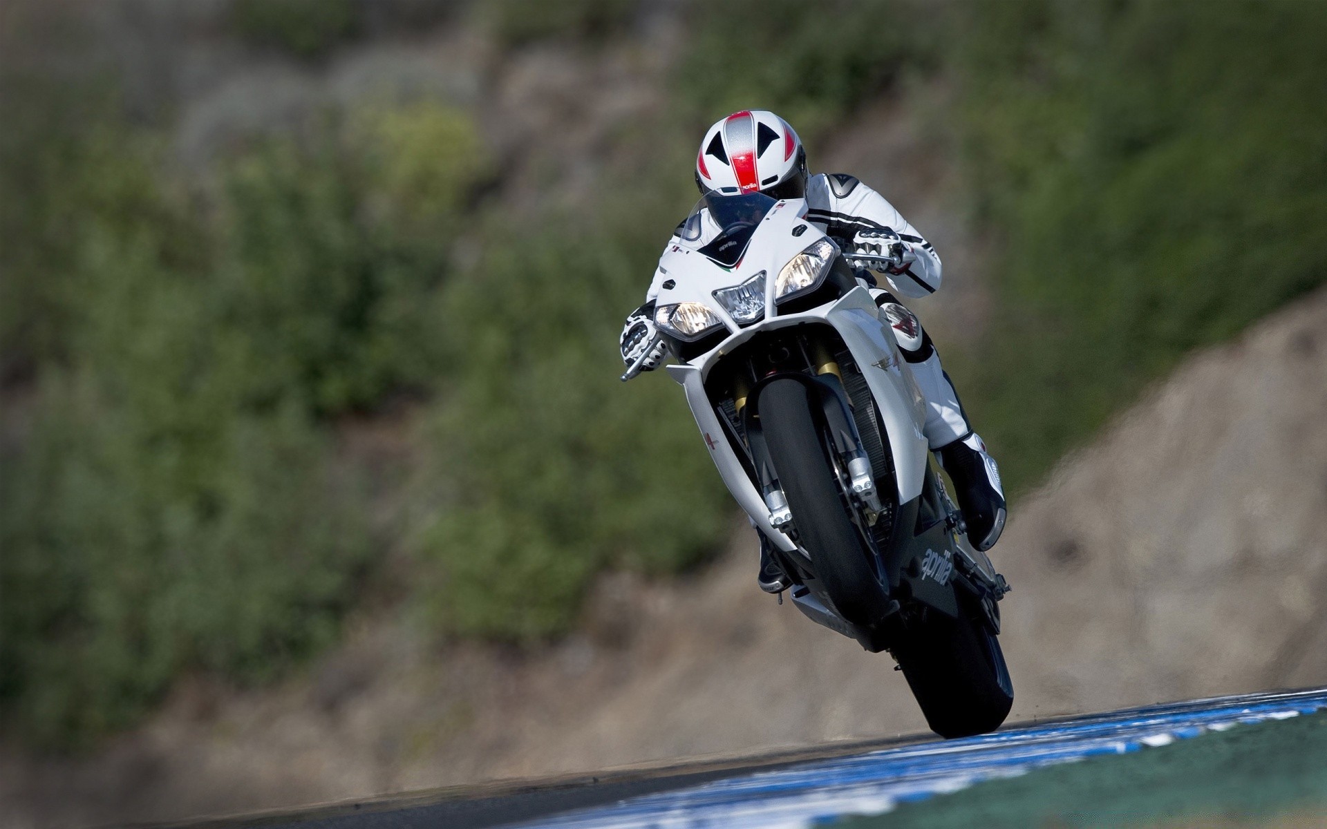 sport bici corsa motociclista concorso casco azione corridore auto corsa ruota avventura ciclista pista giro all aperto sport uno