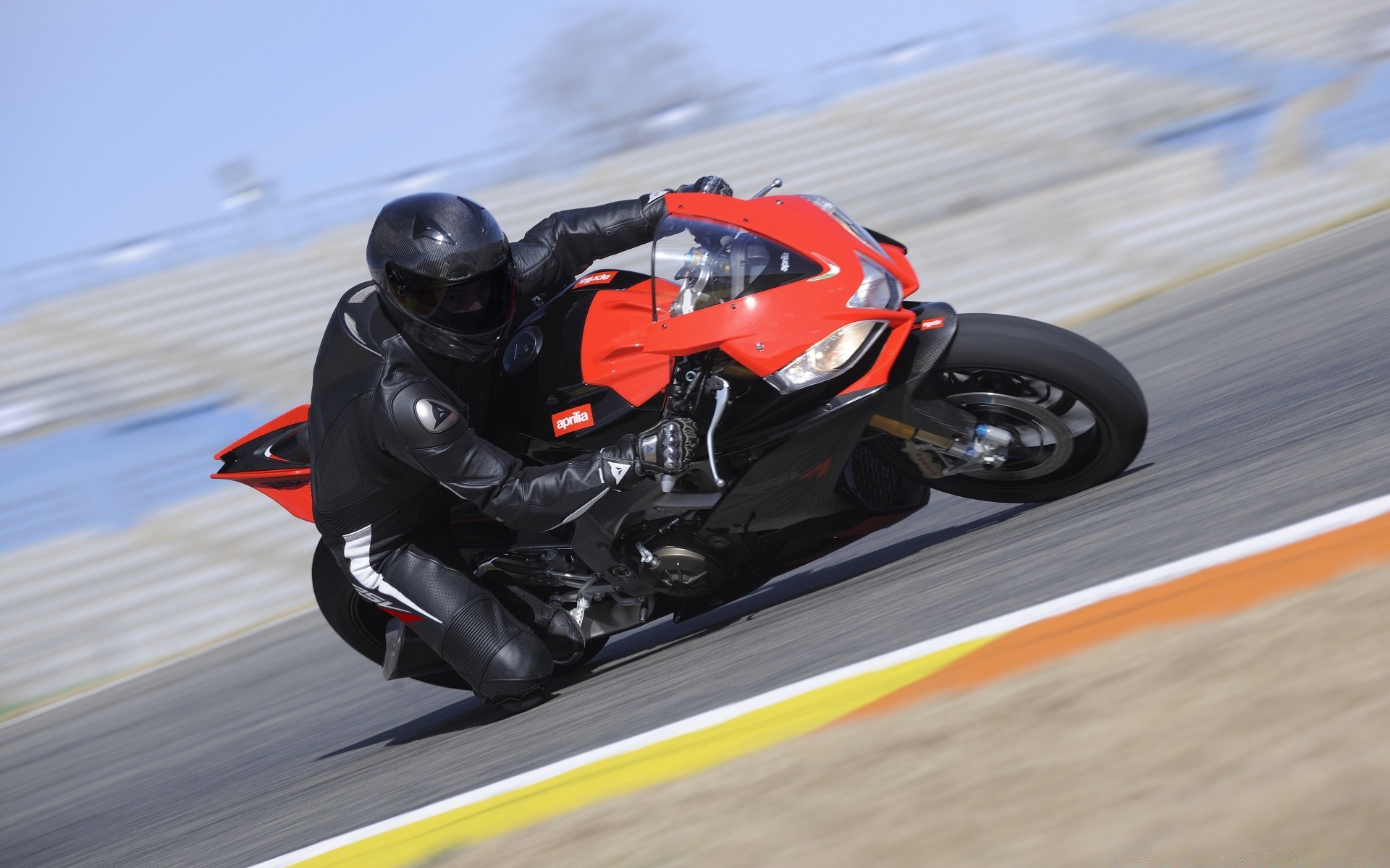 sport corsa fretta veloce pista disco auto campionato azione circuito concorso auto sistema di trasporto autista potenza auto sfocatura corridore sport automobilistico