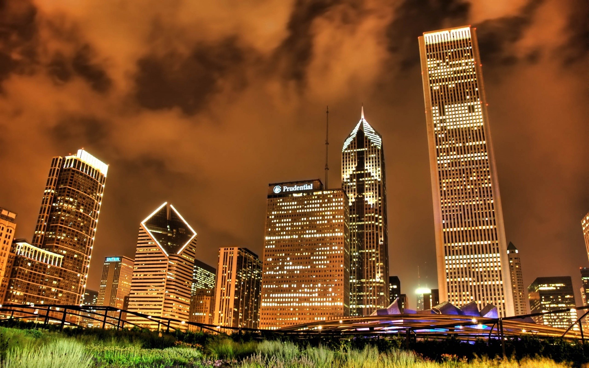 america città architettura grattacielo centro skyline città casa viaggi cielo urbano tramonto finanza crepuscolo fiume acqua torre ufficio alto affari